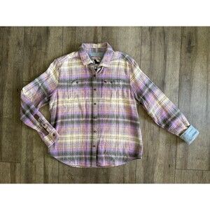 The Black Dog Dry Dock Flannel women’s shirt size L